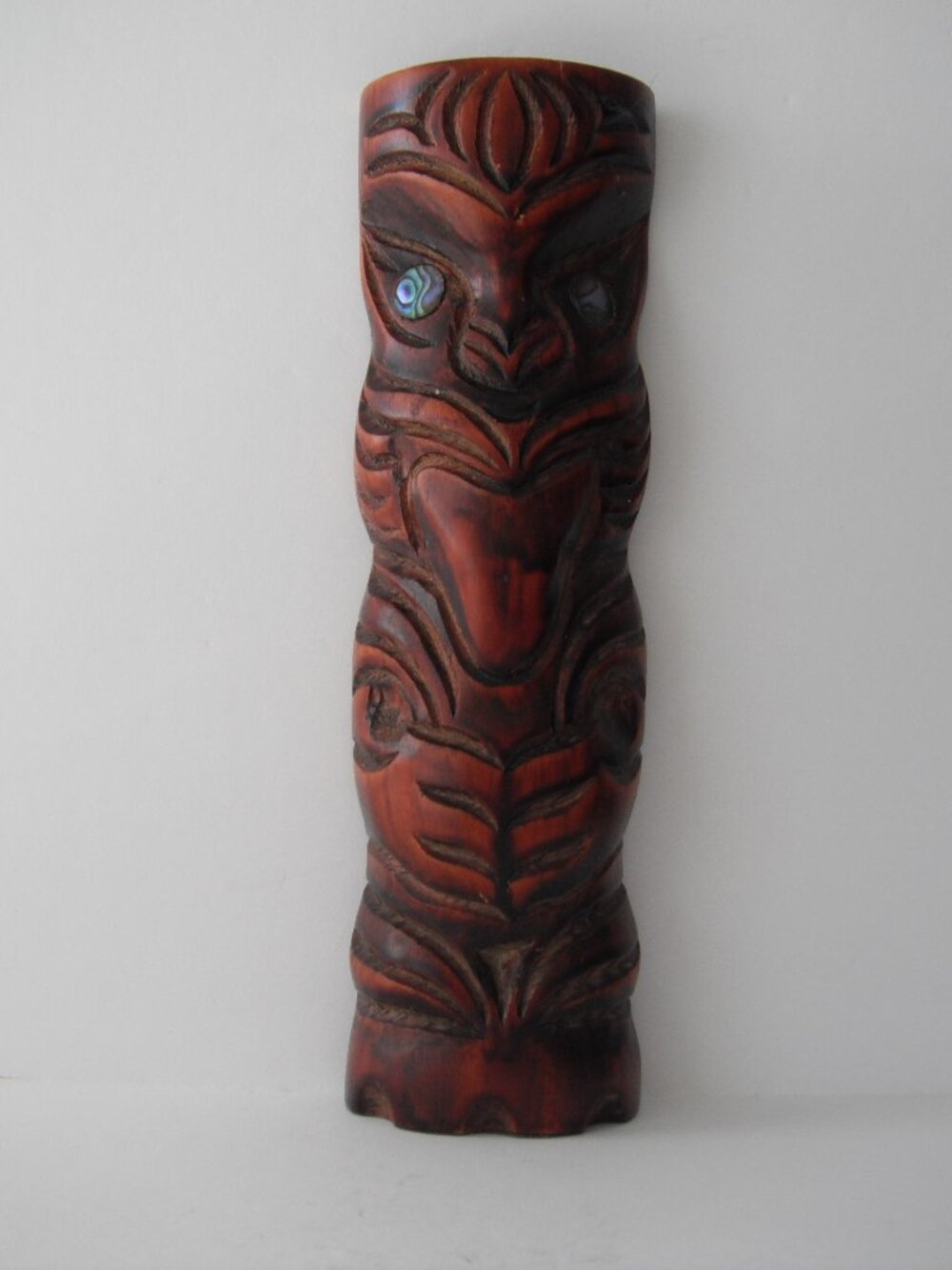 Vintage New Zealand Maori 8 1/2in Hand Carved Wood Teko Totem Statue Shell Eyes
